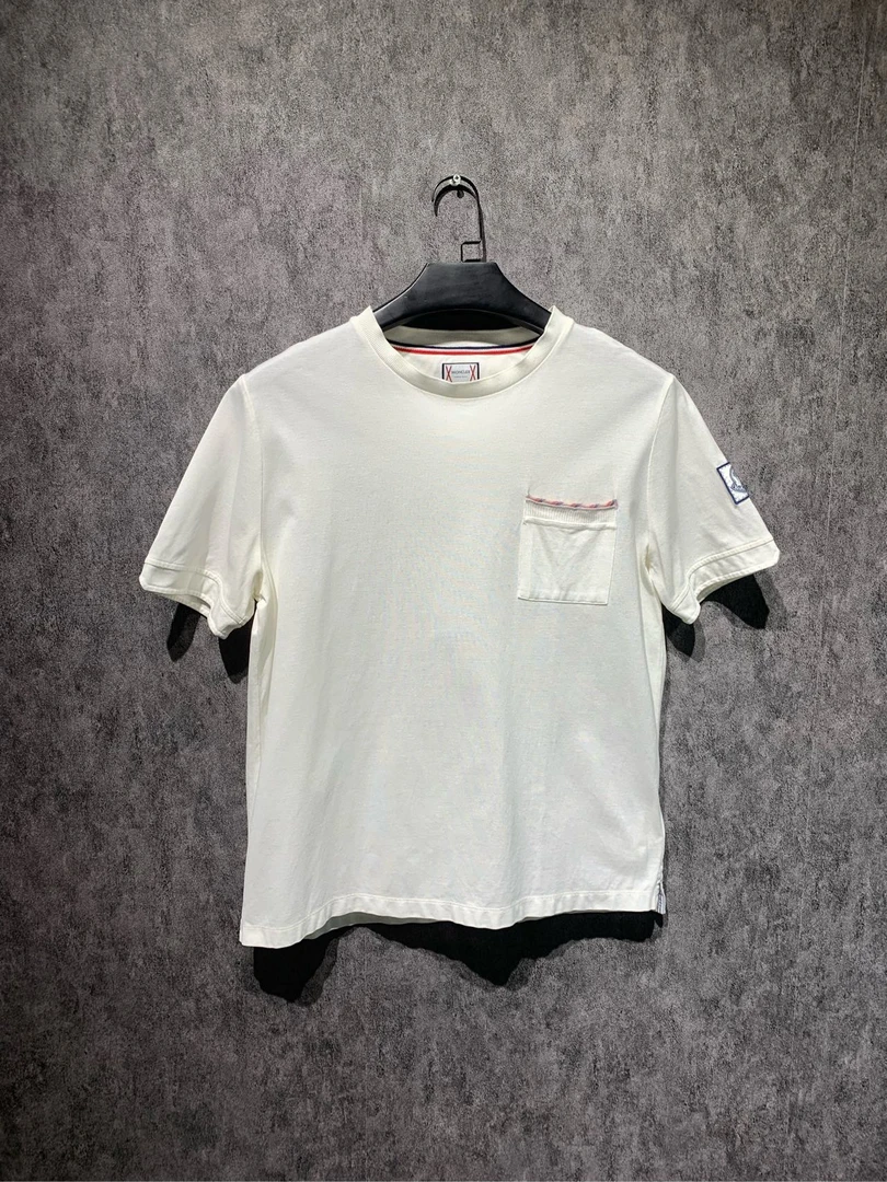 99新  【Moncler】侧边logo短袖/XL码/公价5600/Y10138630