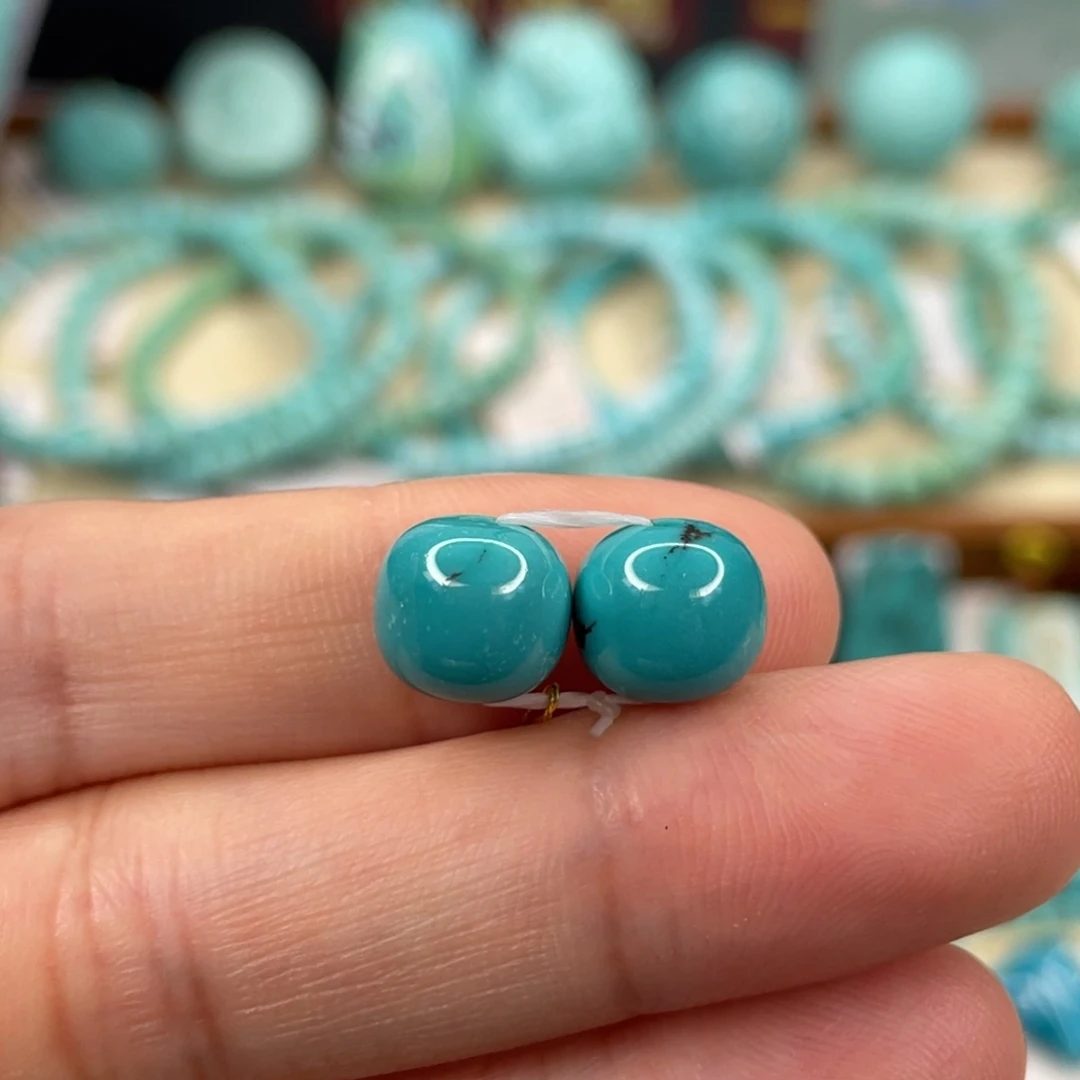 绿松石未镶嵌挂件