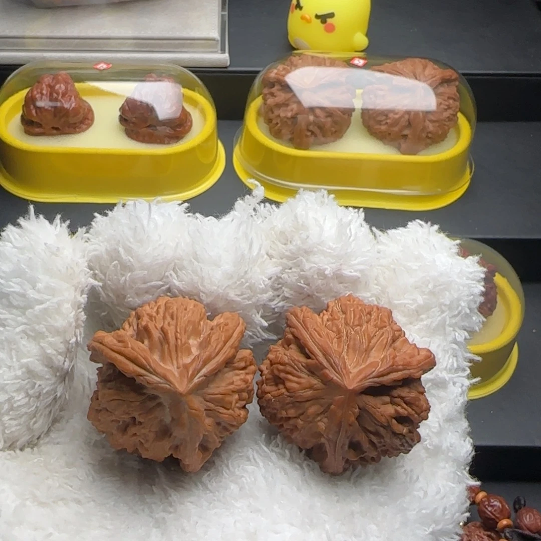 文玩核桃把件虎头奔全品37