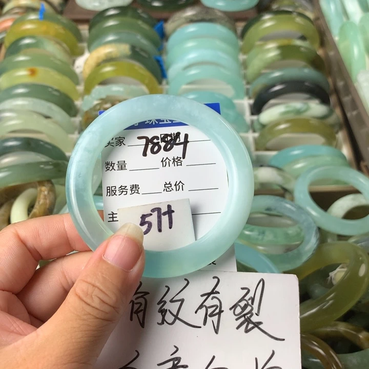未镶嵌蛇纹石玉手镯财****来7884