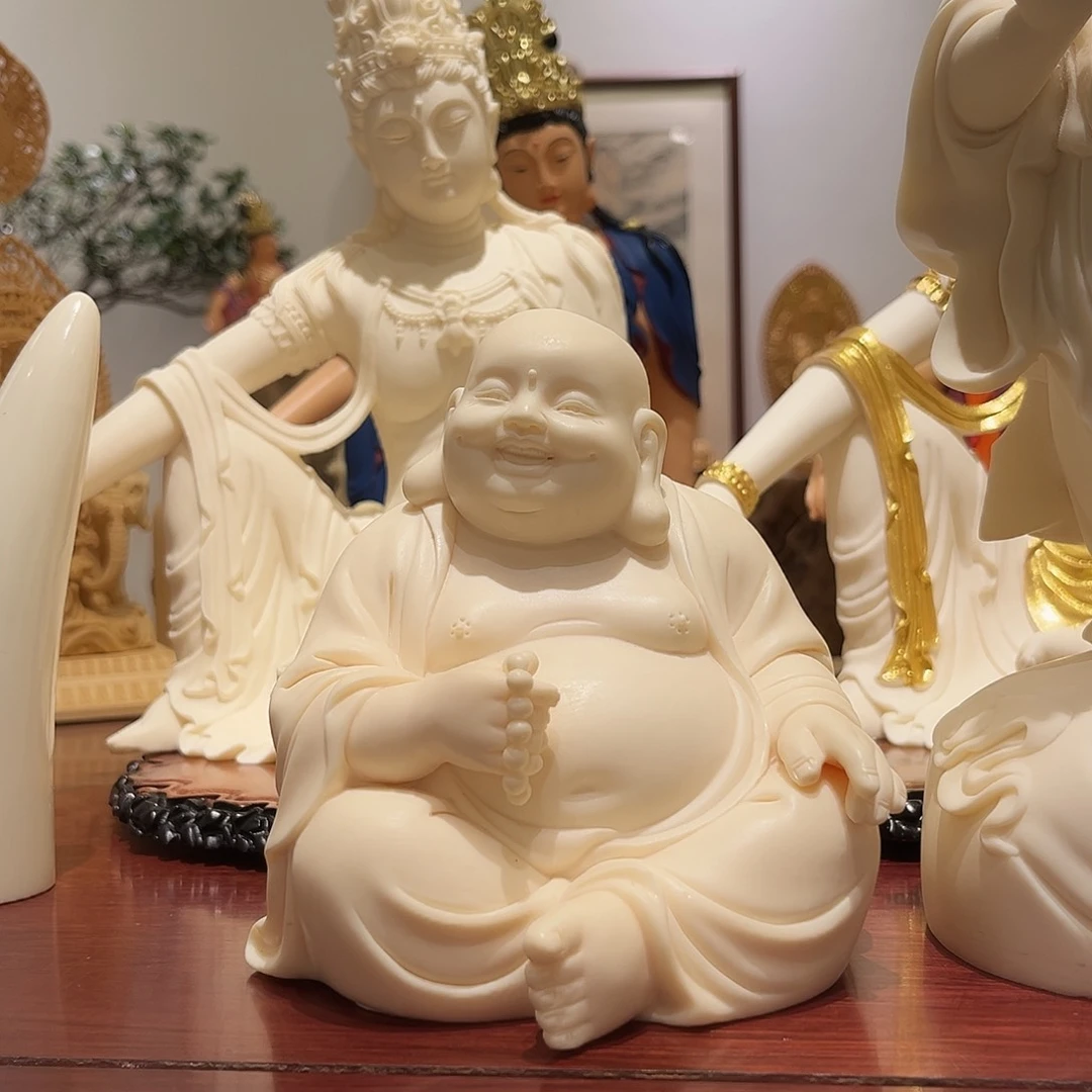 小***捏木象牙果弥勒坐摆件
