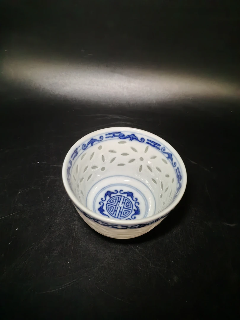 景德镇玲珑瓷杯 01/13
