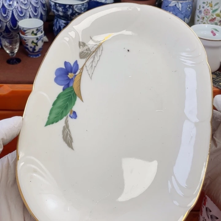 他家瓷器真美…开播了