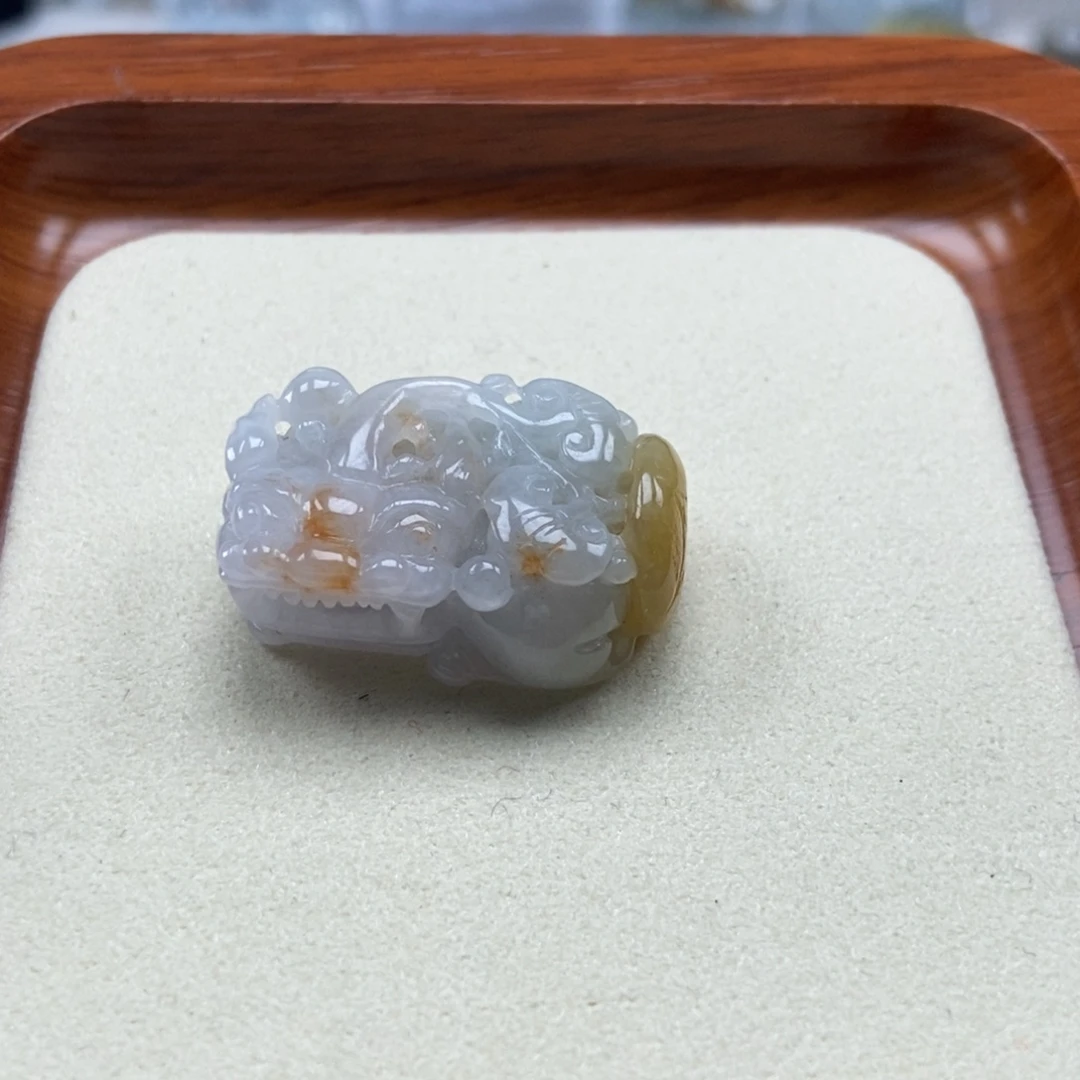 小***喵颈饰未镶嵌翡翠霸王貔貅