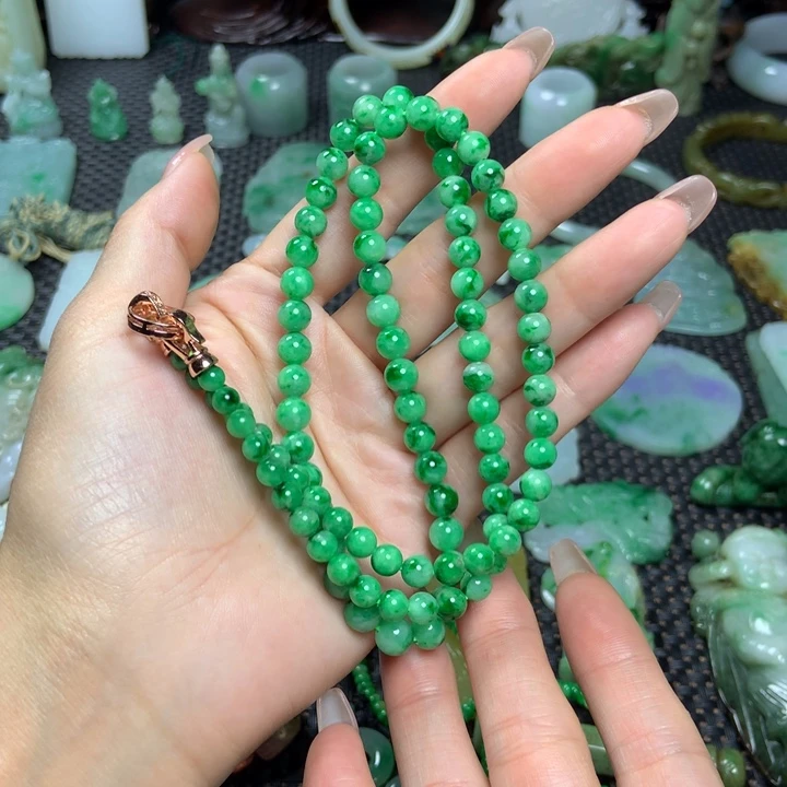 翡翠挂件未镶嵌空*空