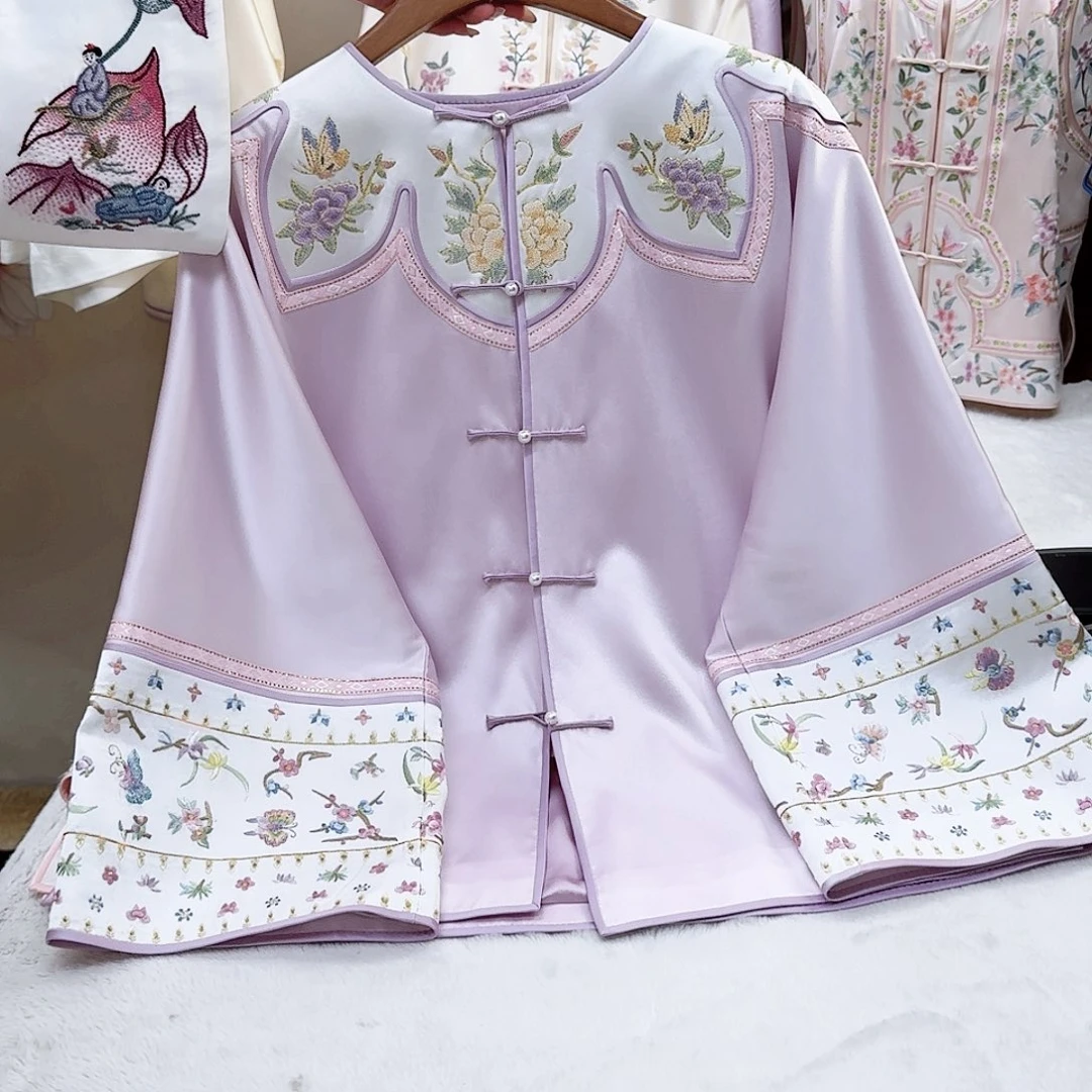 织绣真丝紫色云肩款太太服