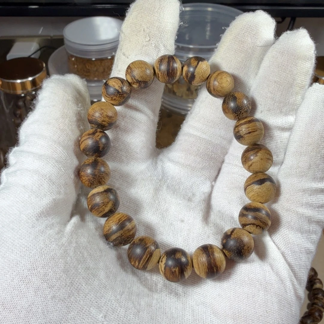 沉香沉香碎屑达拉干99分沉10.3克1.0