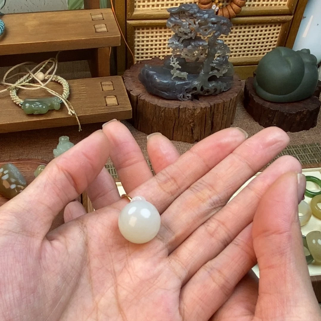 J***h手链未镶嵌和田玉