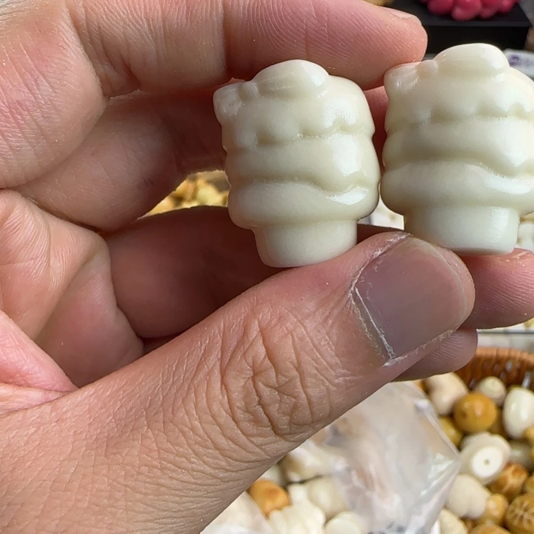 手串菩提根/象牙果白色蝴蝶结雪糕2颗通货