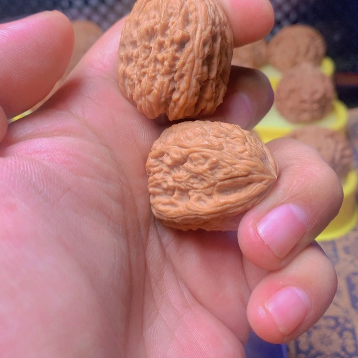 桃核把件南疆石好看