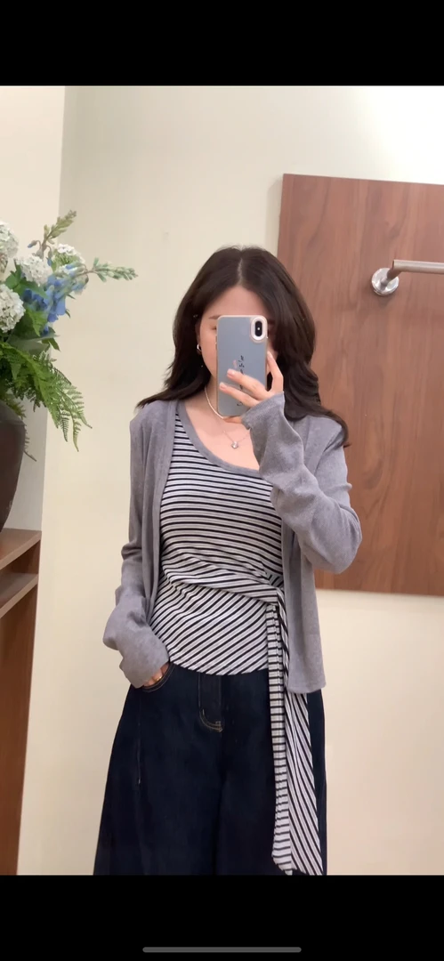 婳婳同款显瘦遮肉通勤套装含小开衫条纹背心两件套高级感十足