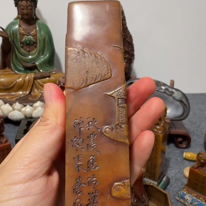 刘***哥石材手工艺品摆件