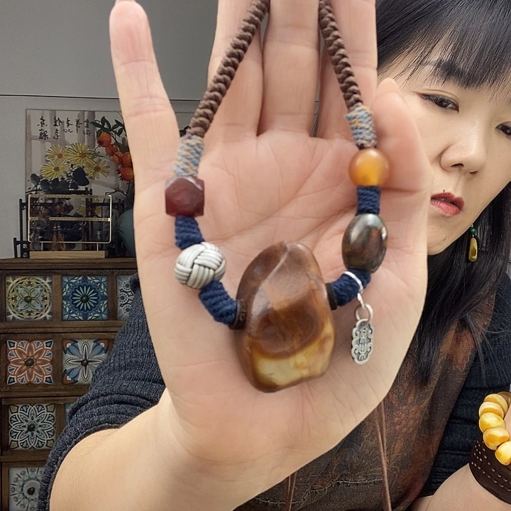 蜜蜡项链未镶嵌项链