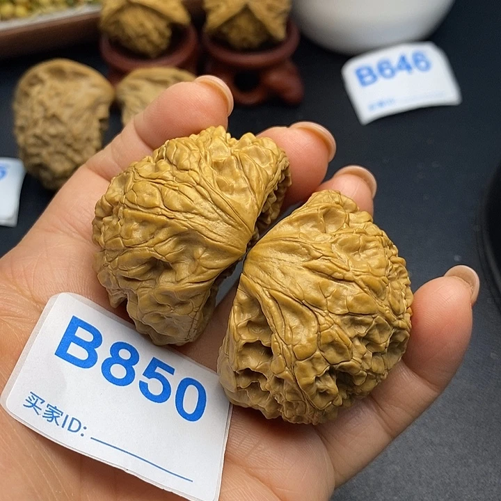 文玩核桃把件官帽聚宝盆4.7