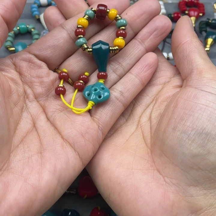 颈饰琉璃雪巴琉璃配饰