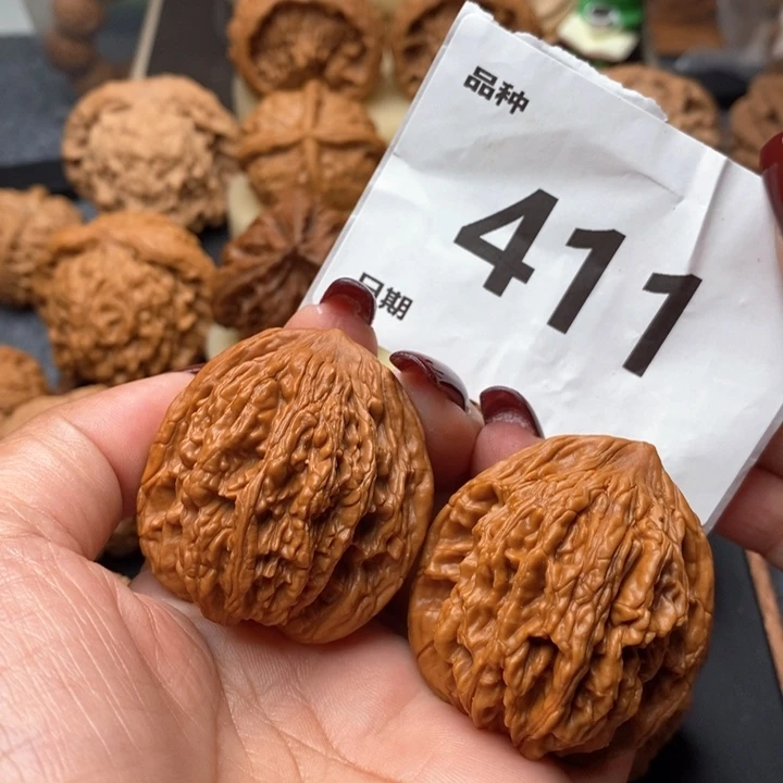***吊坠文玩核桃411号40麦虎