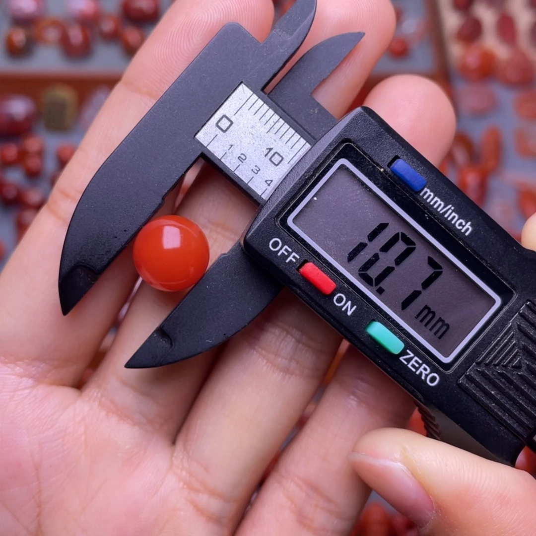 南红玛瑙未镶嵌天然保山南红圆珠微瑕