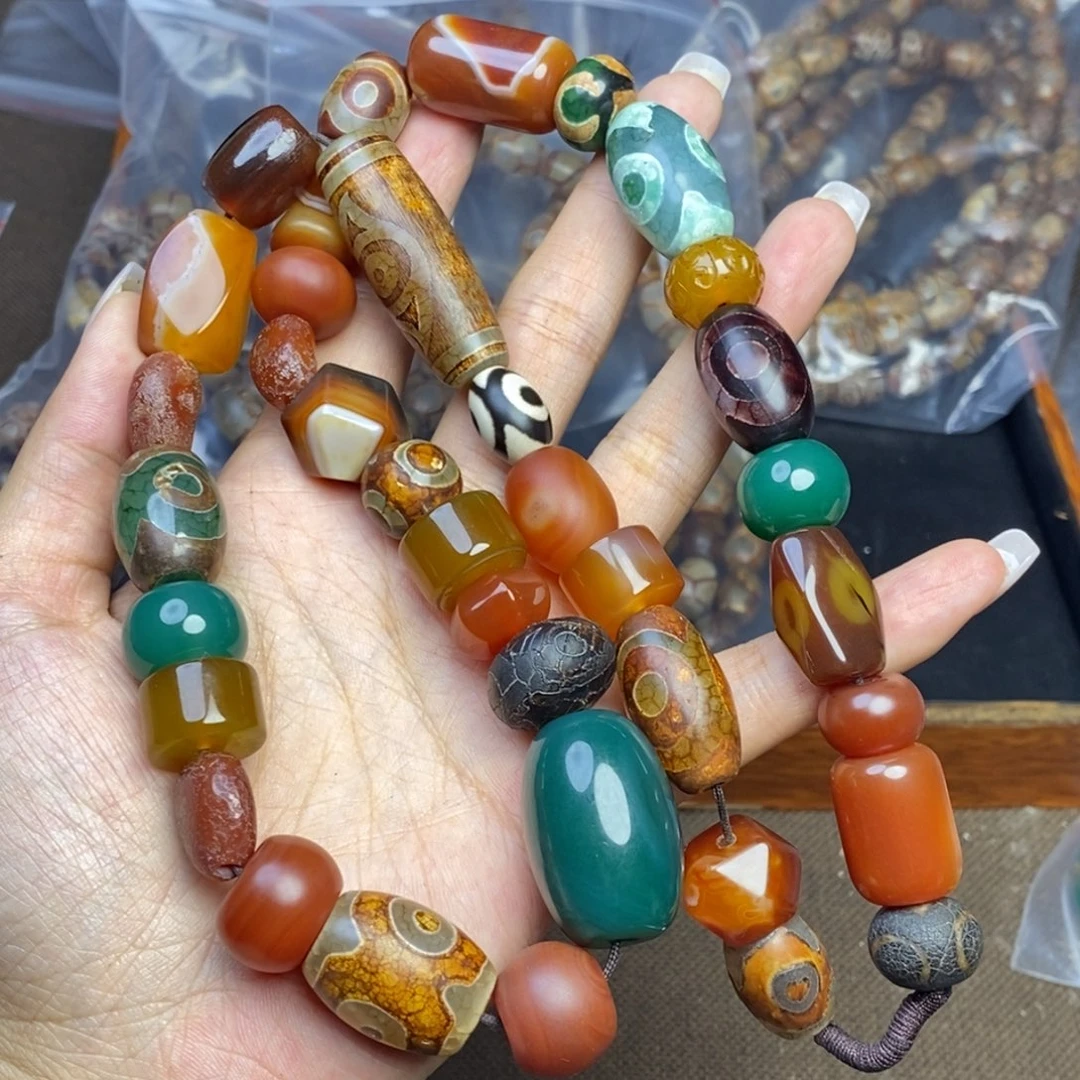 玛瑙/玉髓颈饰未镶嵌