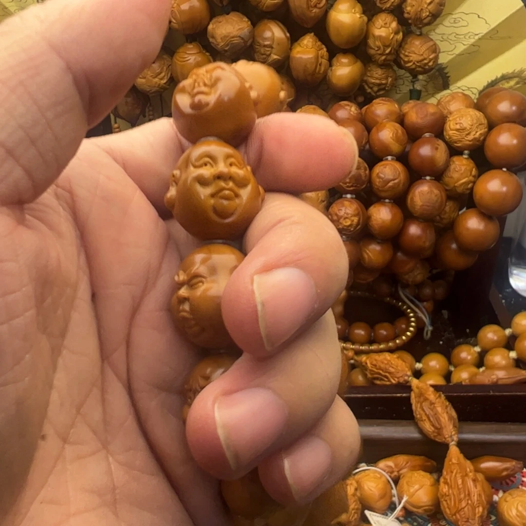 俊***悍手串/手链橄榄核百态福利
