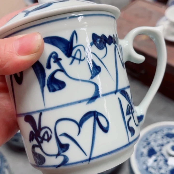 青花玲珑刀字办公杯