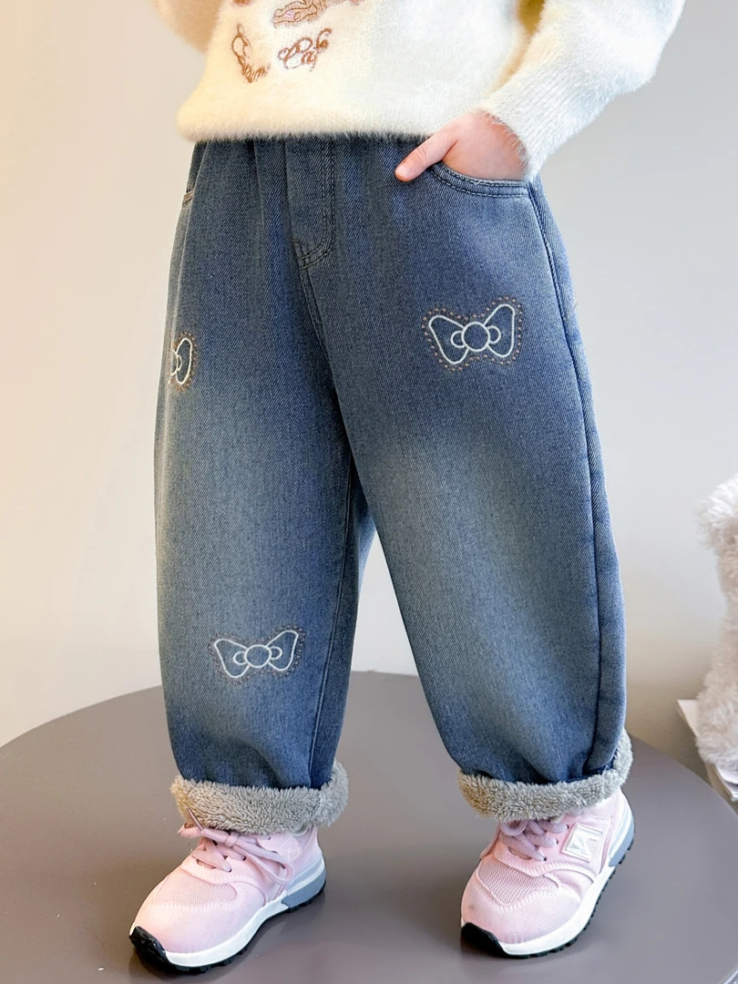 女童加绒牛仔裤2025冬季新款洋气时尚百搭休闲裤女宝羔羔绒老爹裤