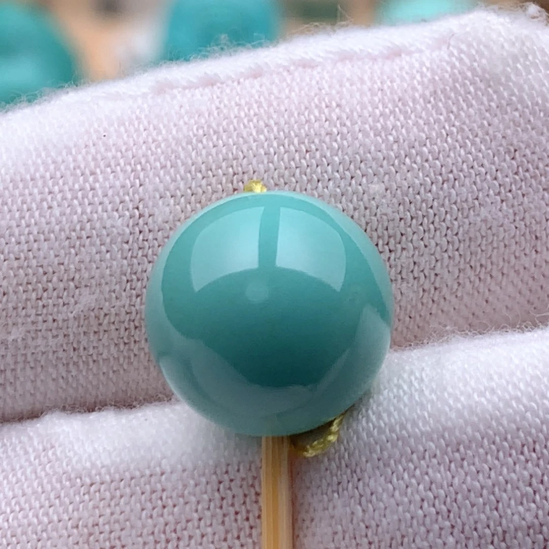 绿松石未镶嵌珠宝奇石12