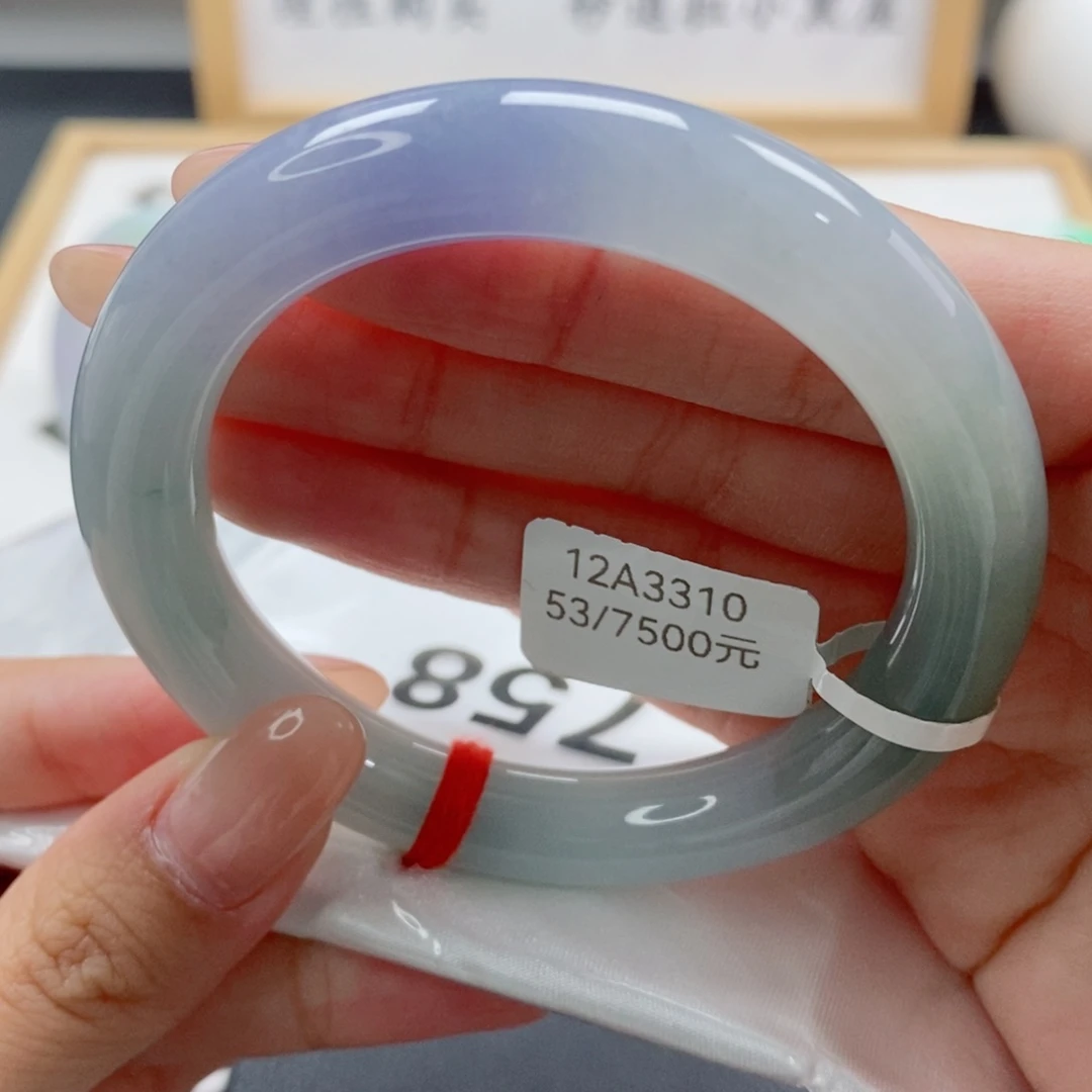 未镶嵌手镯翡翠天然A货翡翠手镯