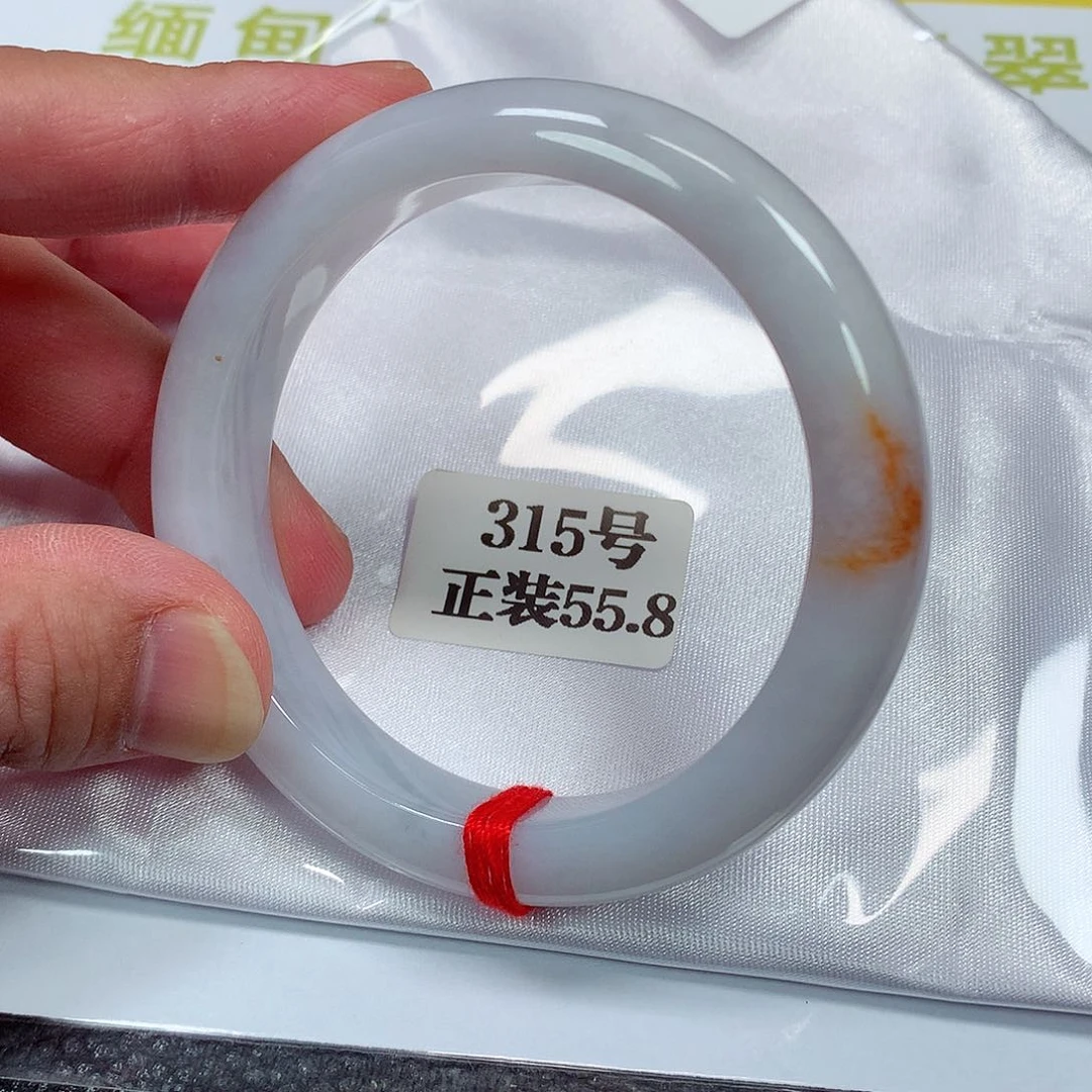 【闪购商品】翡翠手镯未镶嵌。315号