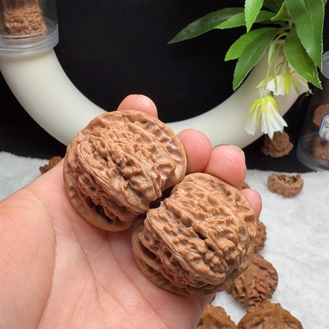 烟***N把件文玩核桃42白狮子