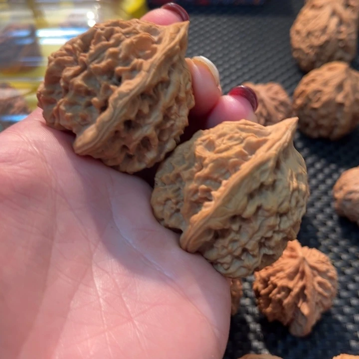 文玩核桃吊坠官帽