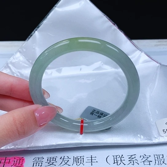 糯***️翡翠手镯未镶嵌55.5圈