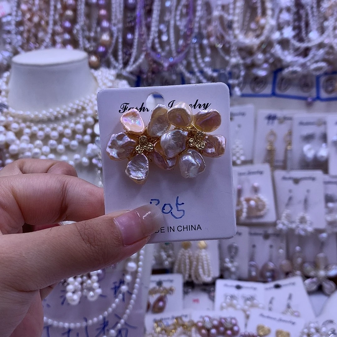 淡水珍珠合金颈饰