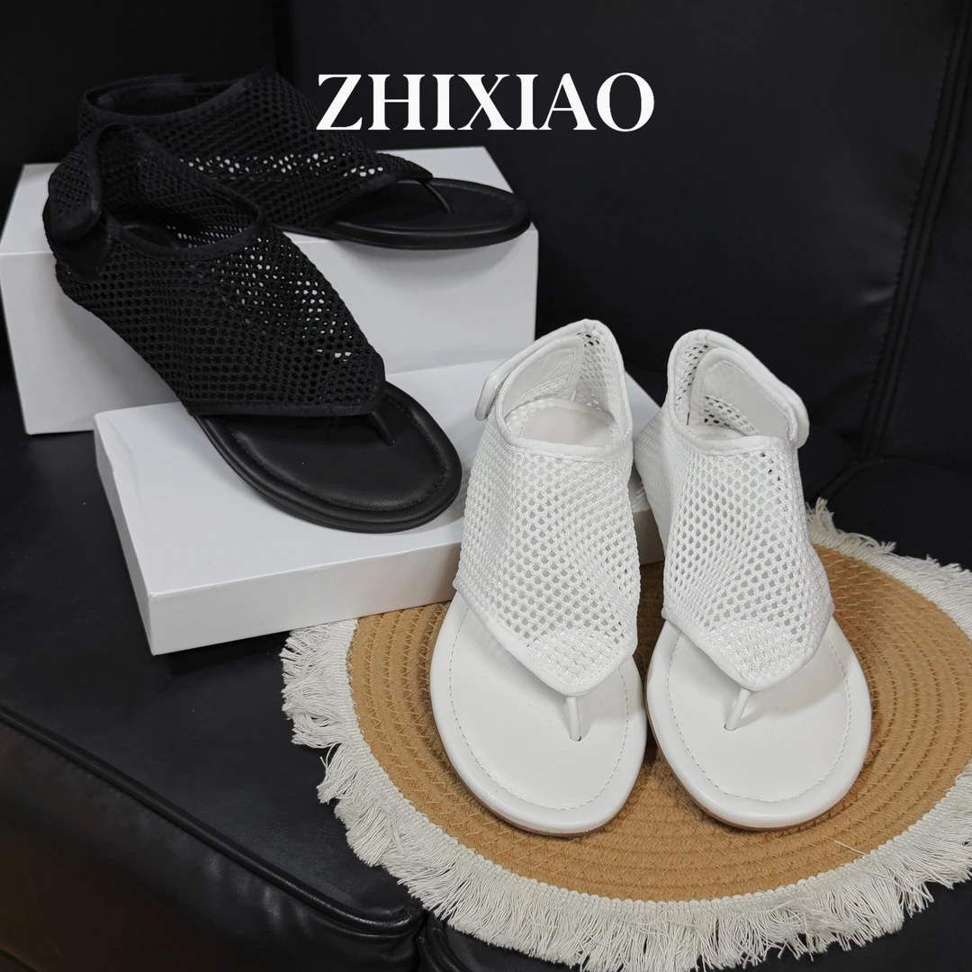 【ZHIXIAO】夏季新款：镂空夹脚平底罗马鞋X018