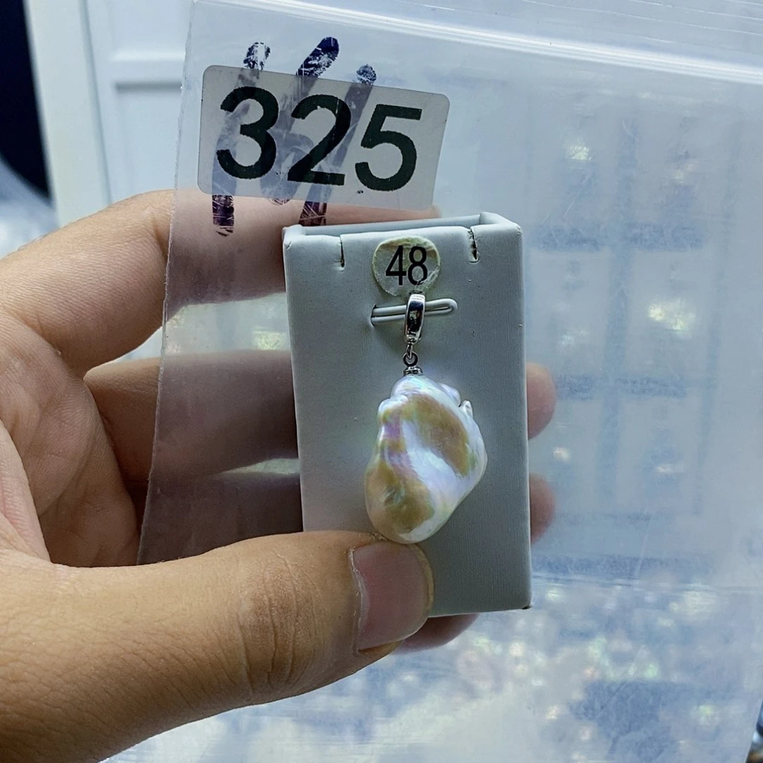 淡水珍珠合金颈饰