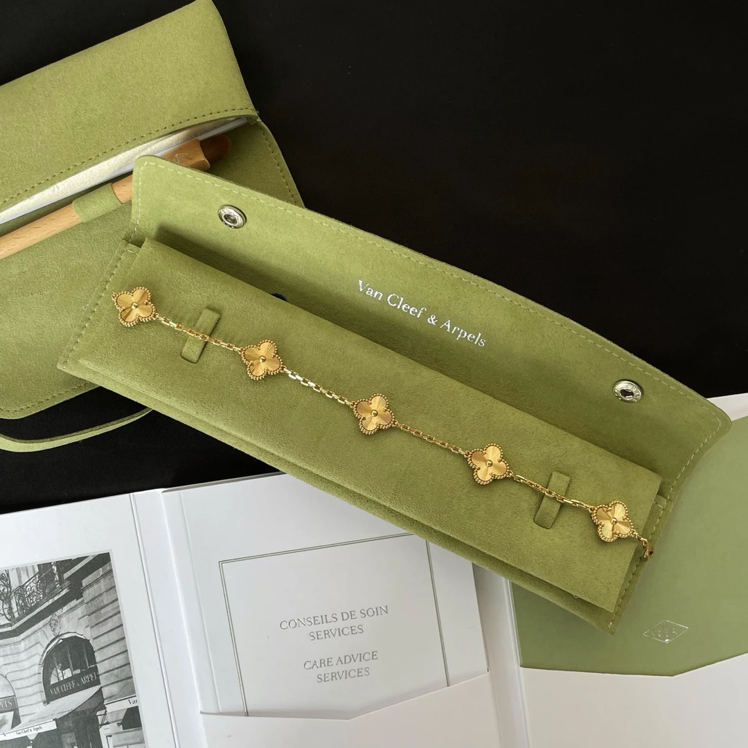 99新 梵克雅宝 黄金镭射五花手链25年8月保卡 JM12-2571