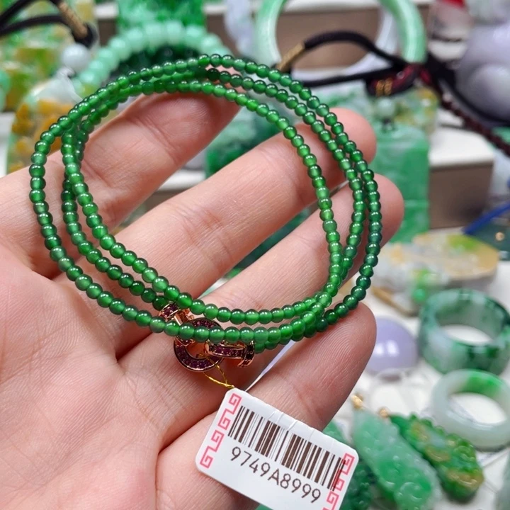 翡翠未镶嵌颈饰39