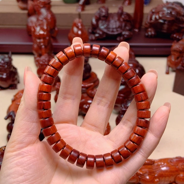 七***鮣檀香紫檀（小叶紫檀）