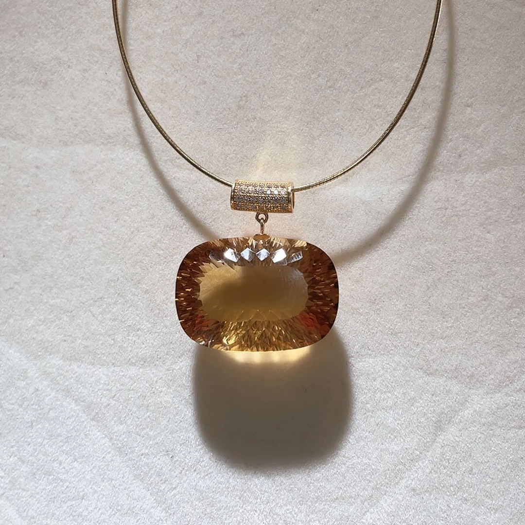 银S925镶嵌颈饰水晶大气款