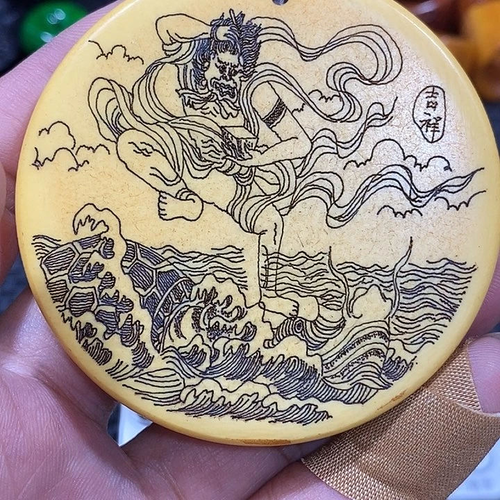吊坠滴血莲花菩提