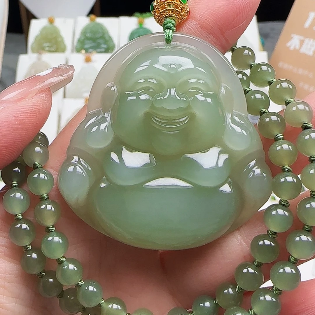 和田玉足金镶嵌颈饰50