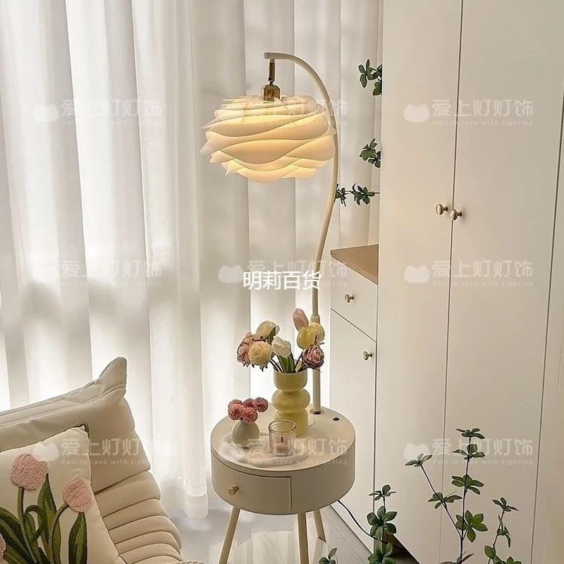 新疆包邮】奶油风落地灯氛围感卧室床头柜台灯一体客厅沙发装乌市