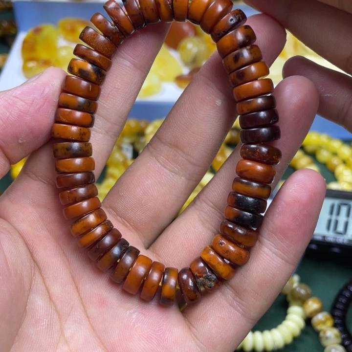 未镶嵌琥珀珠宝奇石