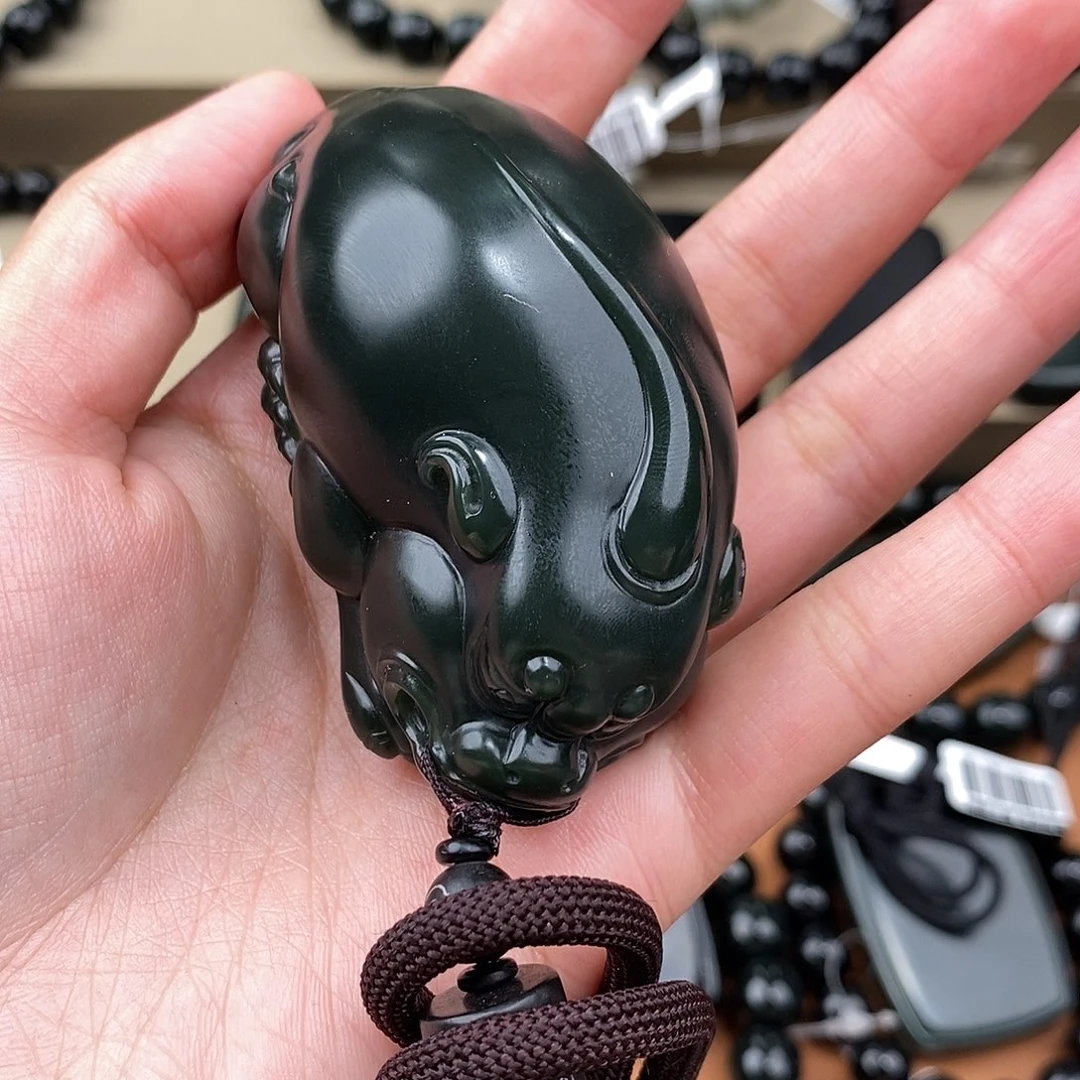 蚍***树和田玉未镶嵌手链