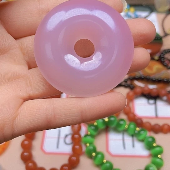 玛瑙/玉髓颈饰未镶嵌花**忧