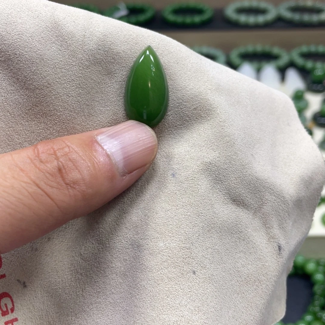 和田玉（碧玉）未镶嵌颈饰