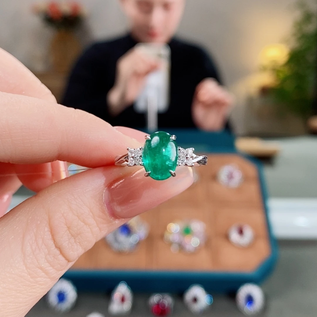 祖母绿戒指18K金镶嵌2.3ct