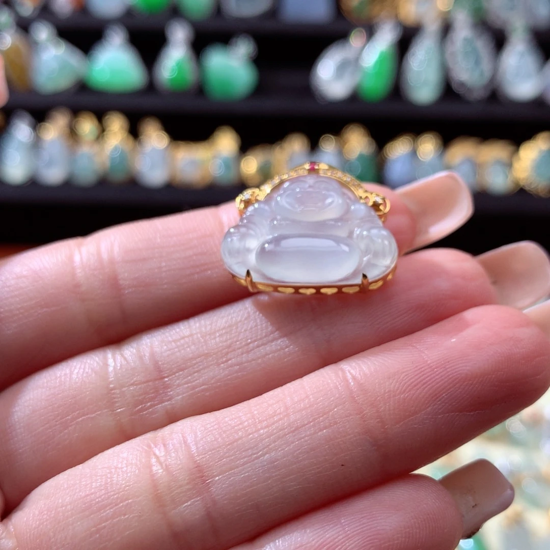 翡翠颈饰18K金镶嵌翡翠