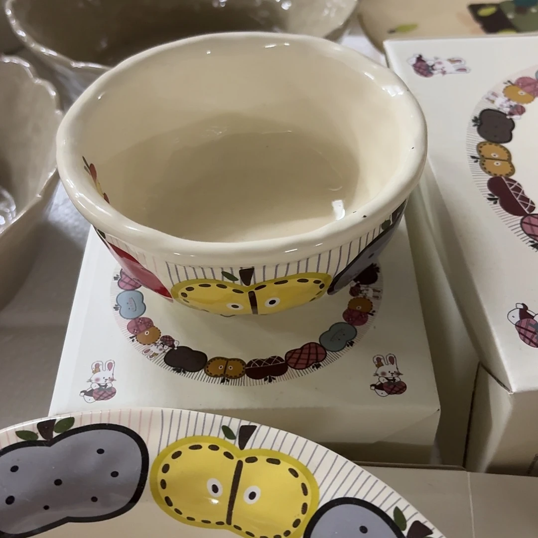 搪瓷正品苹果兔米饭碗