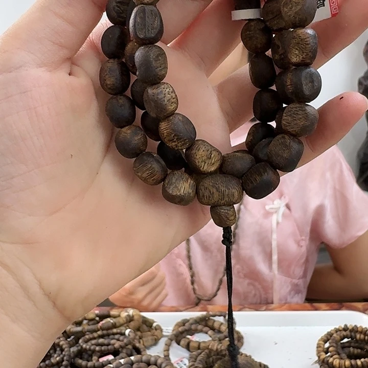壮***云沉香手串乌身圆叶卡9随型克壳子项链
