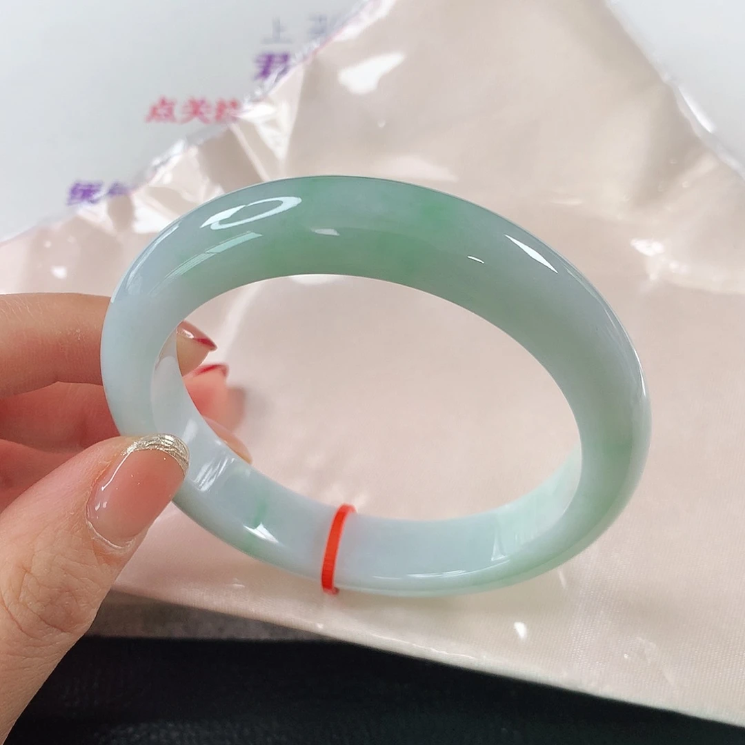 翡翠手镯未镶嵌 正圈①③⑥